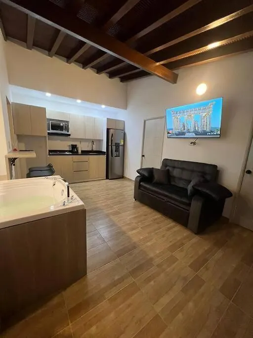 Apartamento 203 Enigmatic Loft With Jacuzzi Medellín