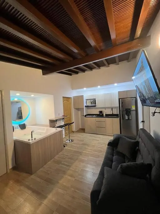 203 Enigmatic Loft With Jacuzzi Lägenhet Medellín